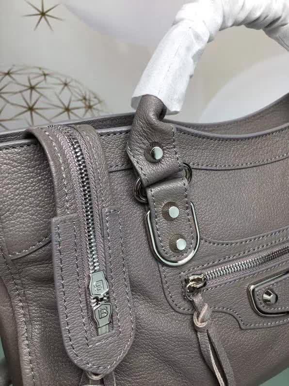 BALENCIAG巴黎世家 原單品質 經典代表作機車包 山羊皮銀邊款 可手提單肩斜跨  BL1056
